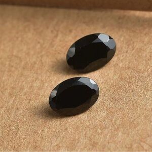 1.04 Carats Black Tourmaline Gemstones (Oval 6x4 mm)